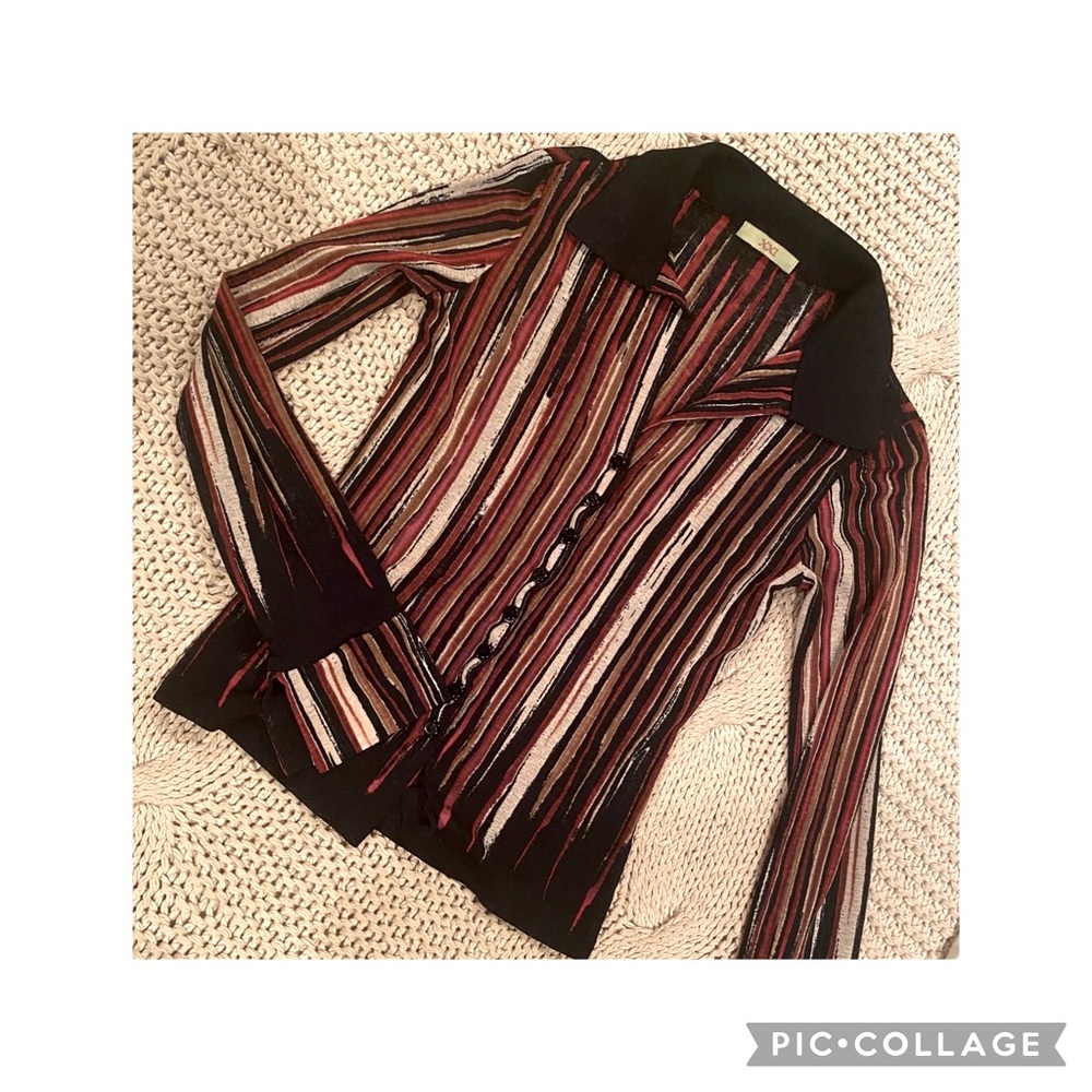 Vintage Forever XXl Button-up Top